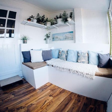 Bijou Annexe, Sea View, Private Entrance & Parking - Folkestone Hotell Eksteriør bilde