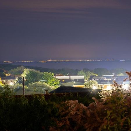 Bijou Annexe, Sea View, Private Entrance & Parking - Folkestone Hotell Eksteriør bilde
