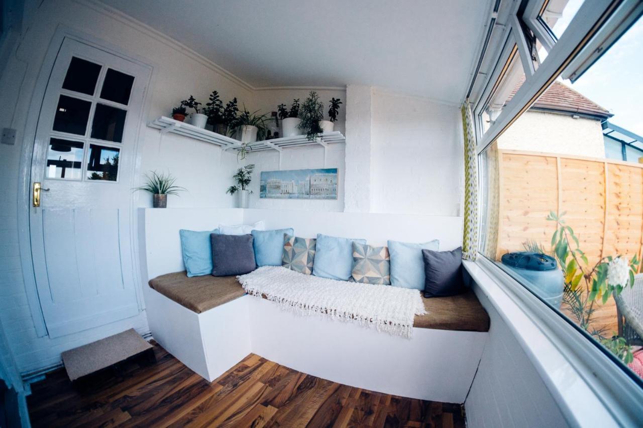 Bijou Annexe, Sea View, Private Entrance & Parking - Folkestone Hotell Eksteriør bilde